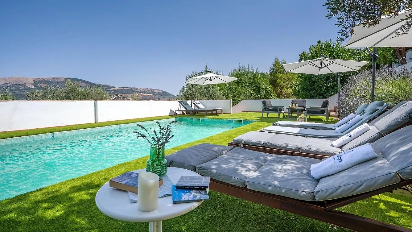 La Casa 1950 Montefrio By Ruralidays Villa